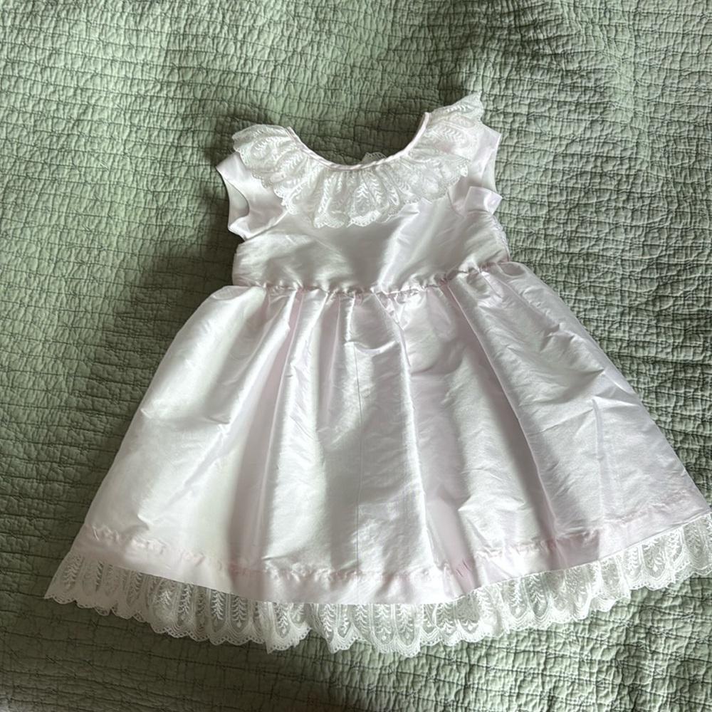 Laura Ashley pink dress 3T no stains